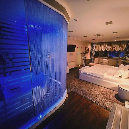 Hotel Rosa Blu Tirana Extérieur photo