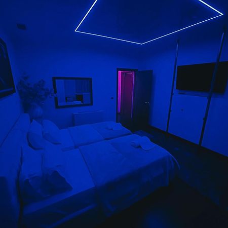 Hotel Rosa Blu Tirana Extérieur photo