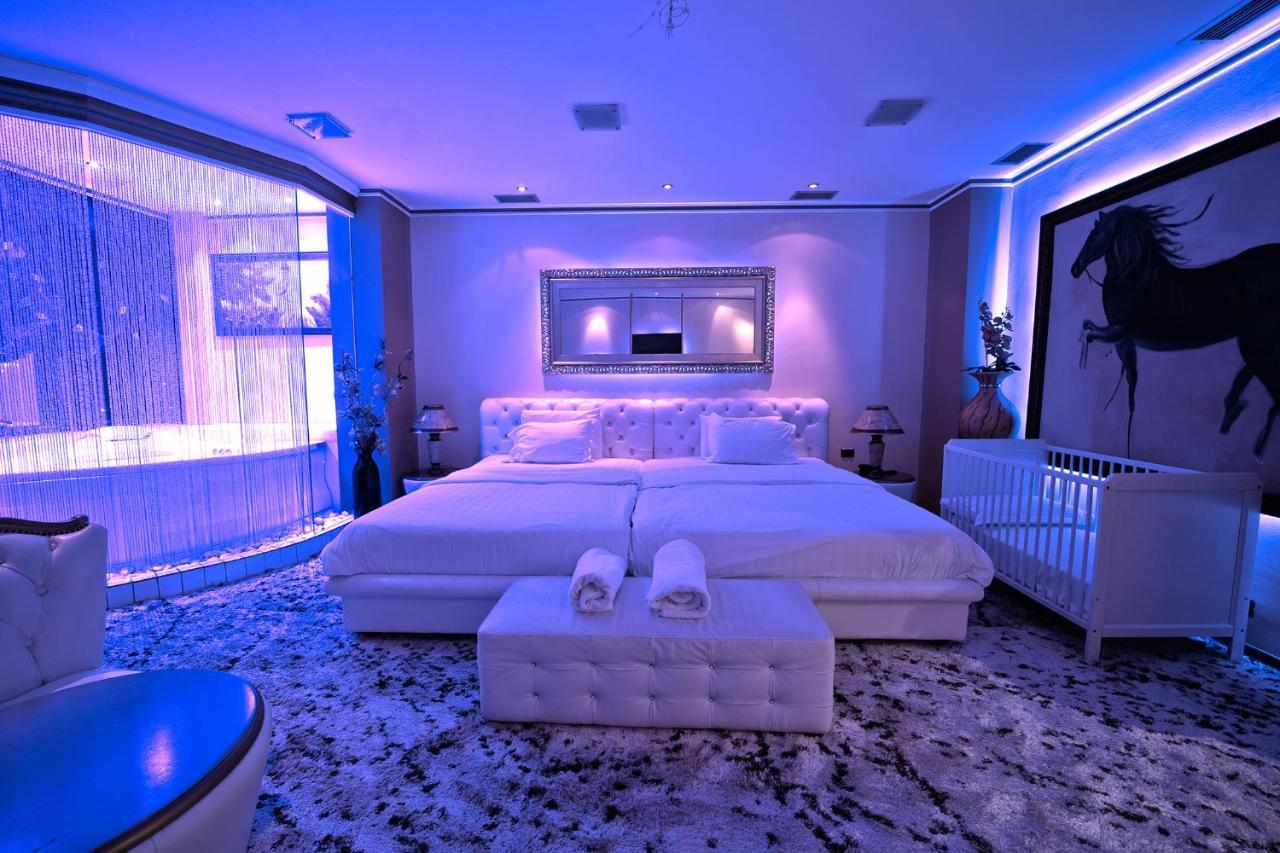 Hotel Rosa Blu Tirana Extérieur photo