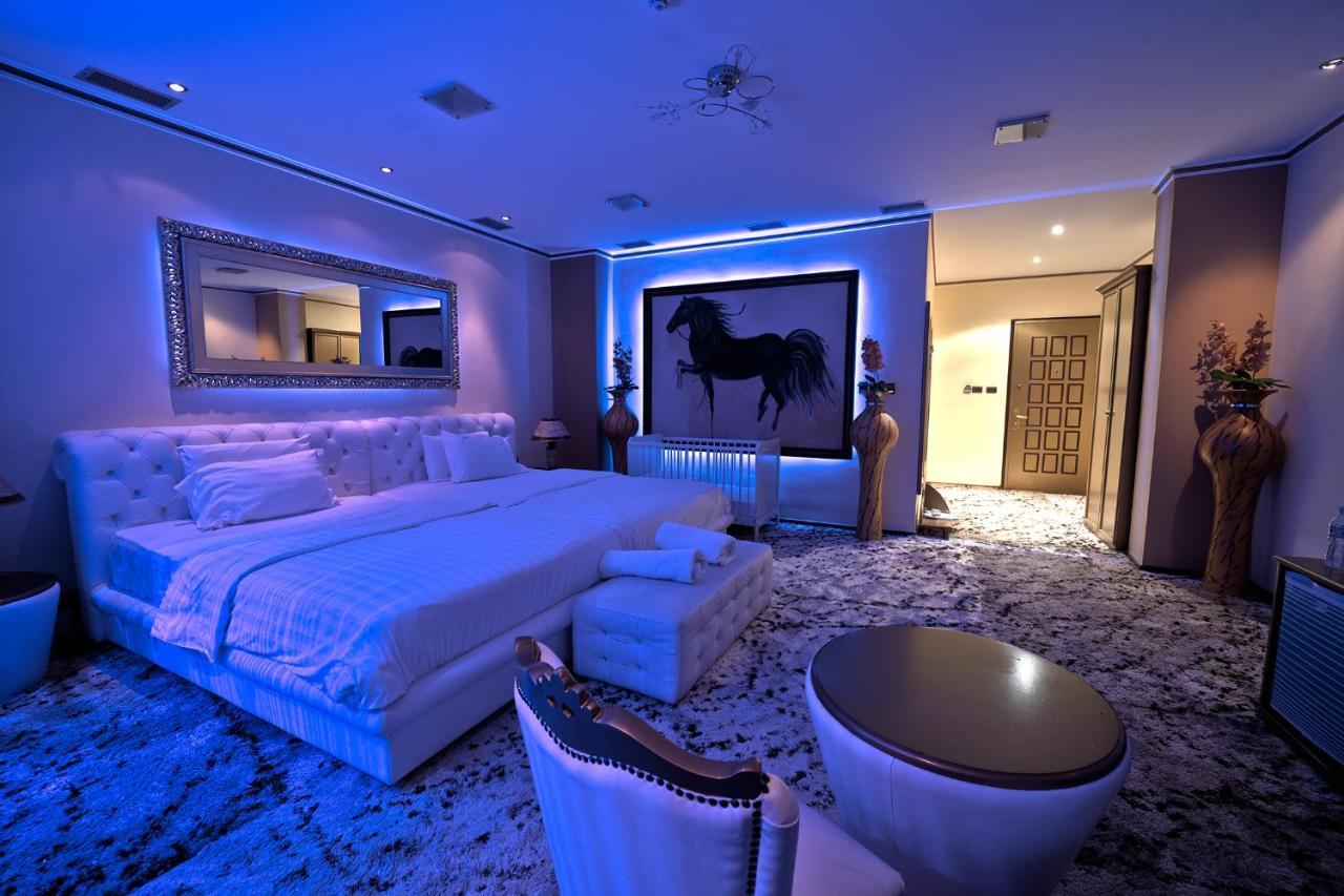 Hotel Rosa Blu Tirana Extérieur photo