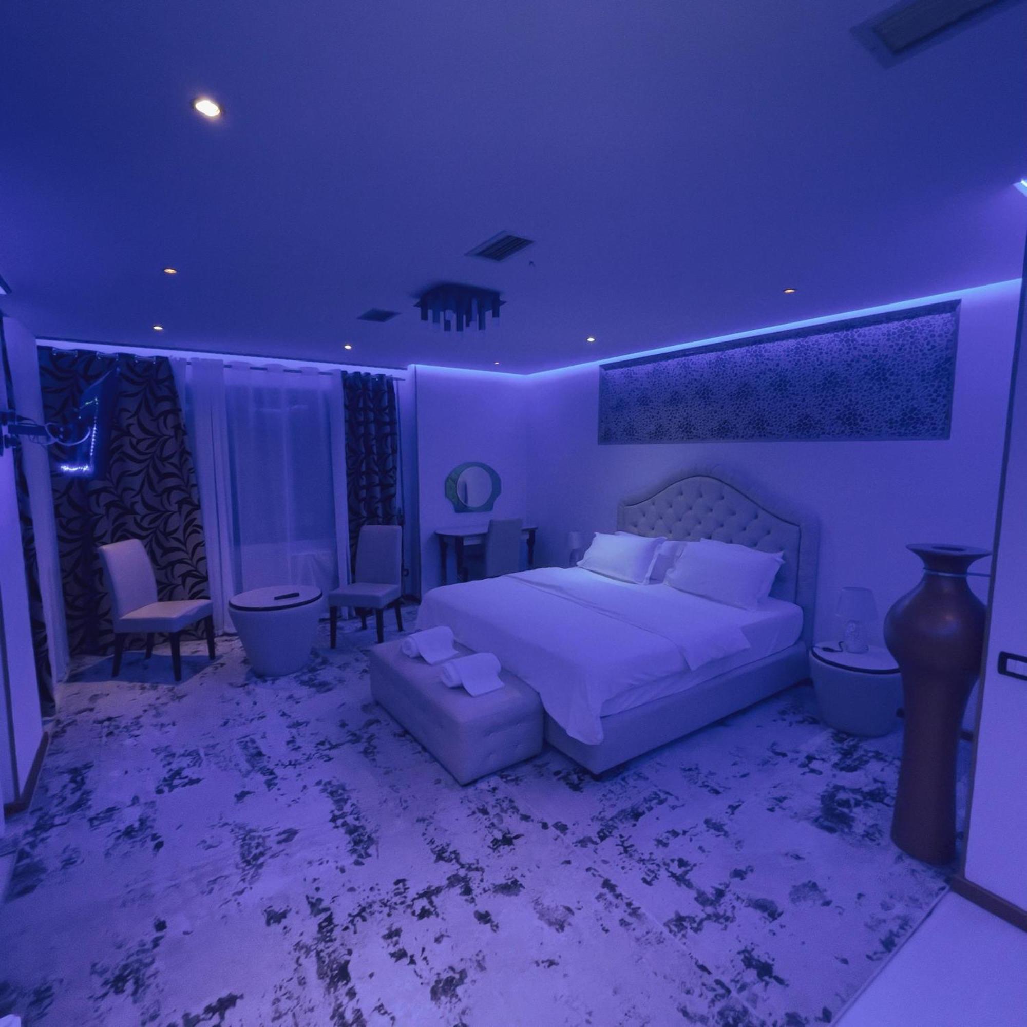 Hotel Rosa Blu Tirana Extérieur photo