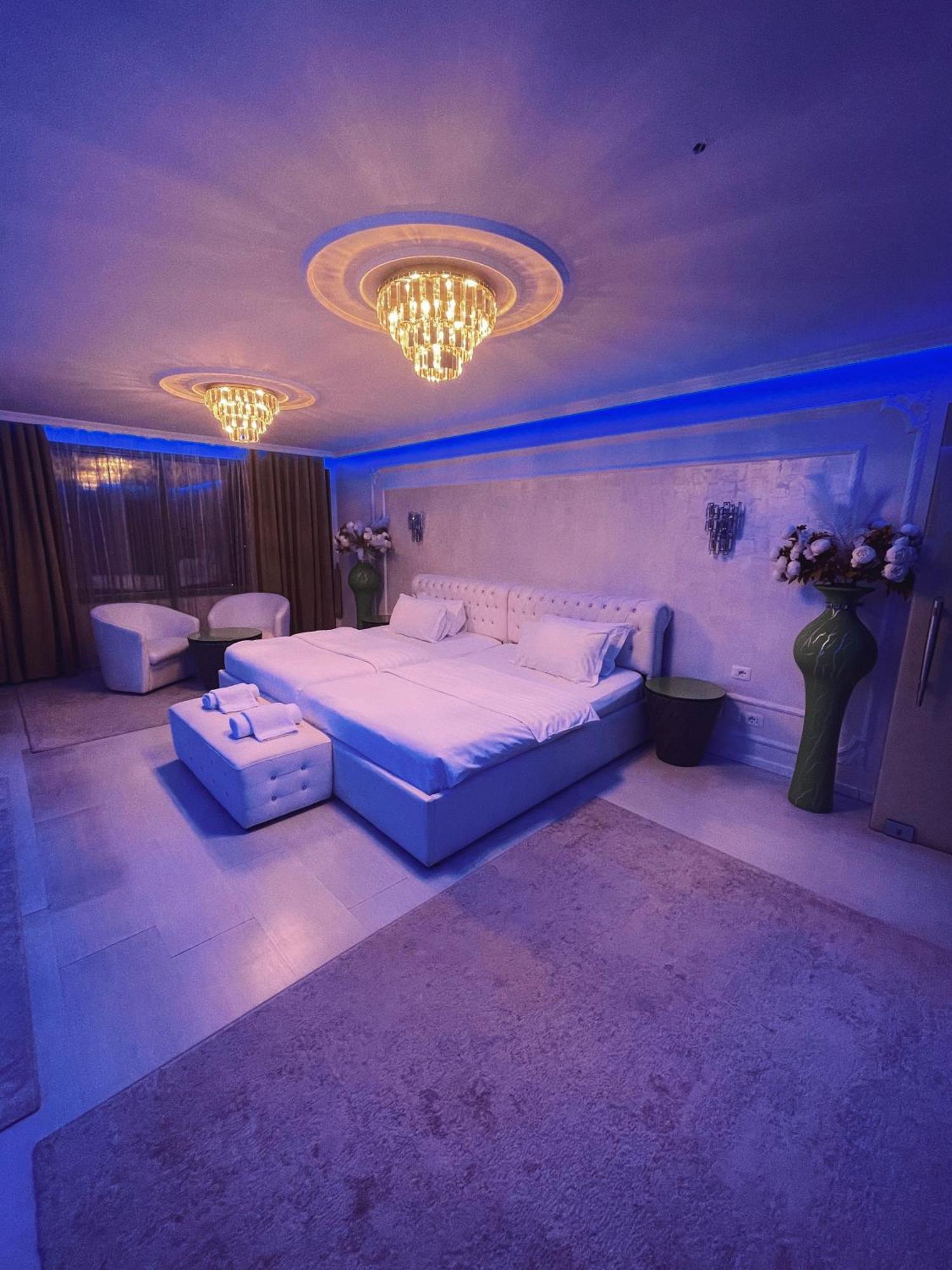 Hotel Rosa Blu Tirana Extérieur photo