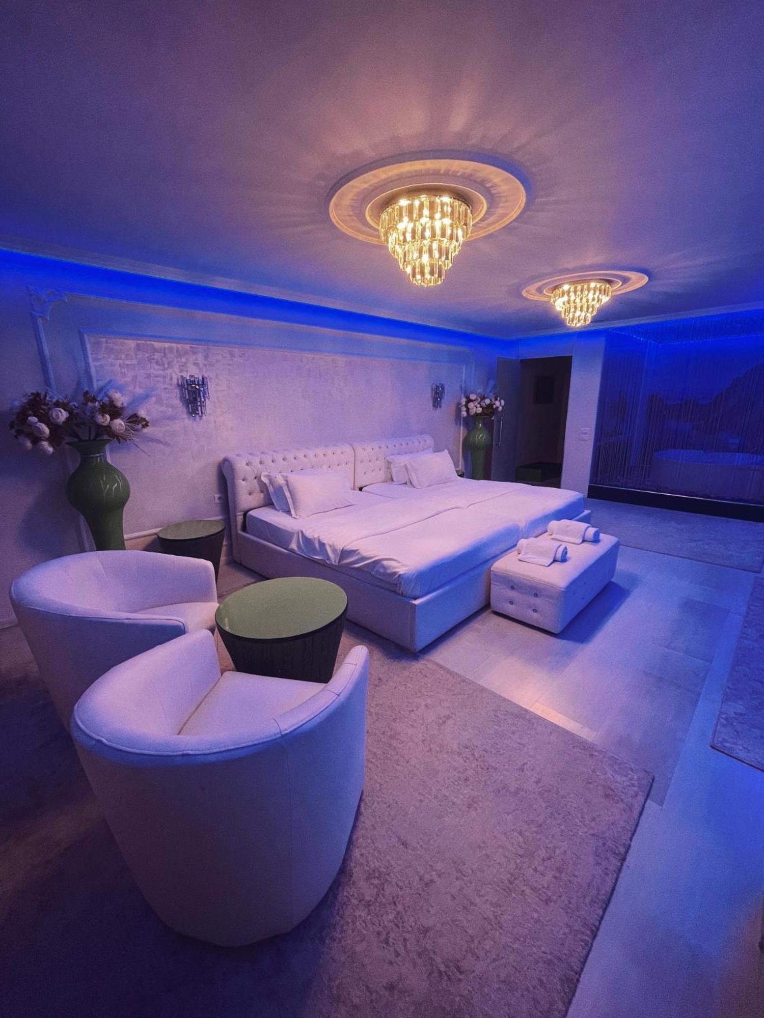 Hotel Rosa Blu Tirana Extérieur photo
