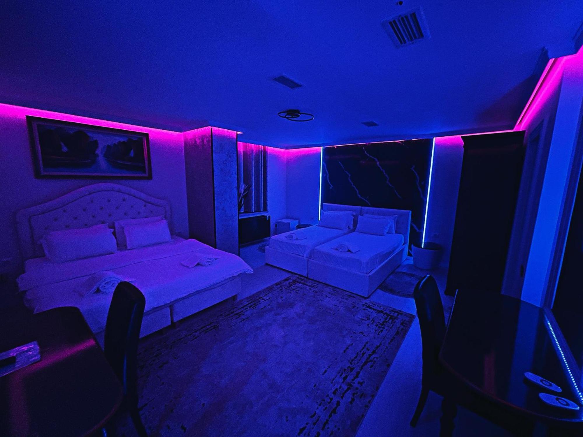 Hotel Rosa Blu Tirana Extérieur photo